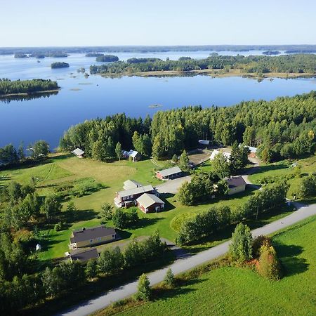 ホテル Karjalan Helmi Tolosenmäki エクステリア 写真