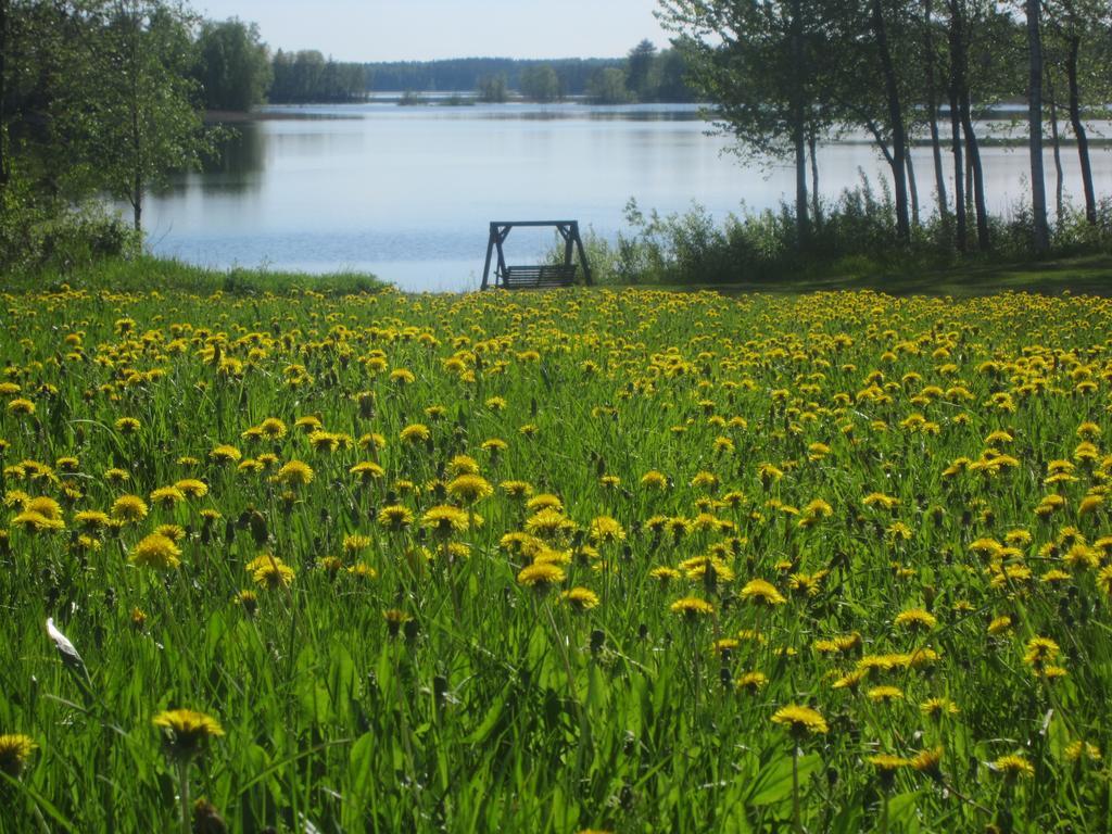 ホテル Karjalan Helmi Tolosenmäki エクステリア 写真