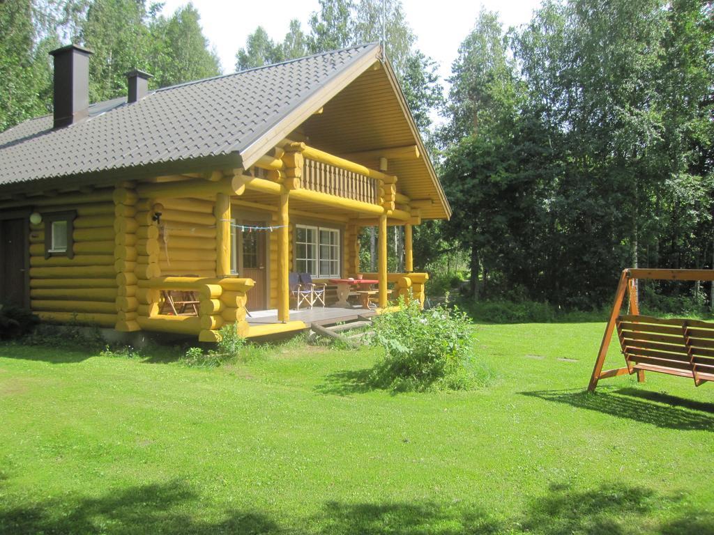 ホテル Karjalan Helmi Tolosenmäki エクステリア 写真