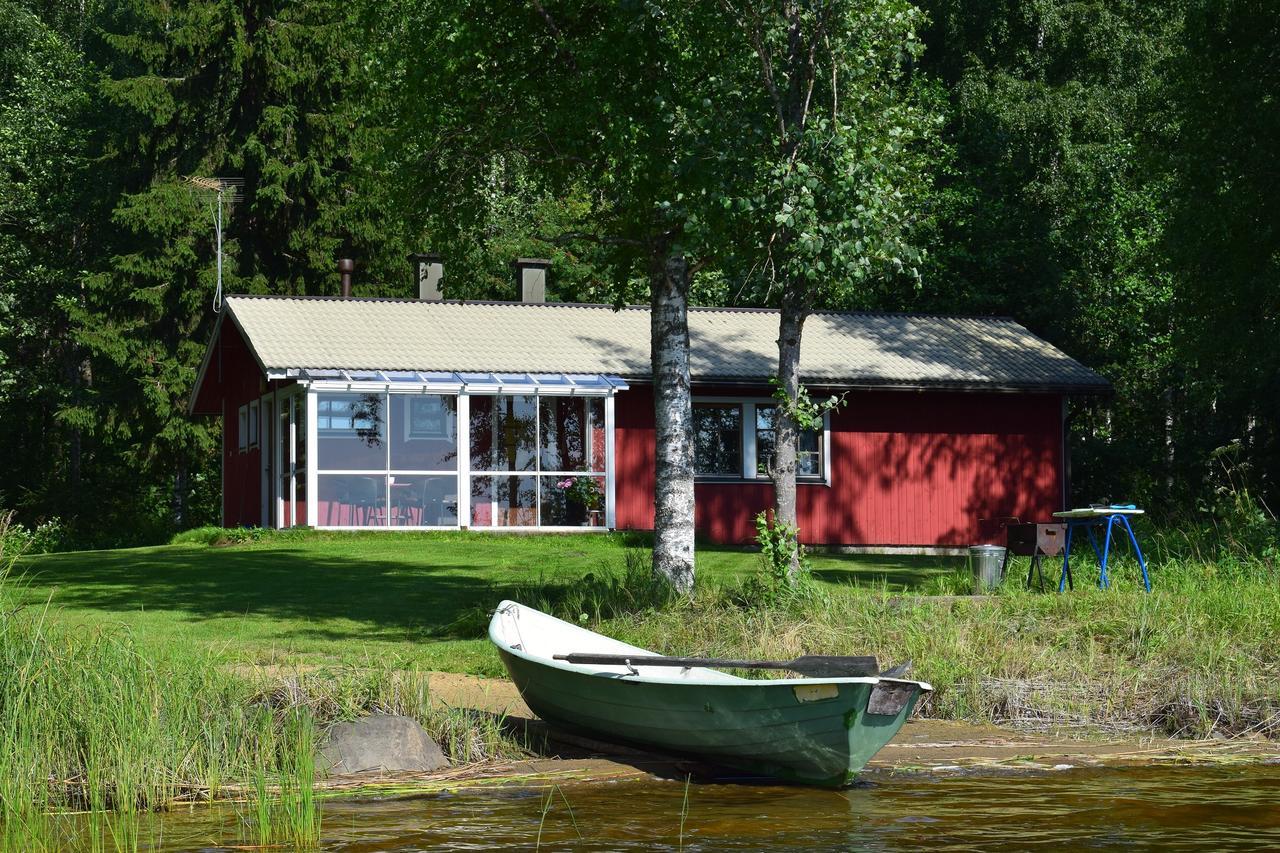 ホテル Karjalan Helmi Tolosenmäki エクステリア 写真